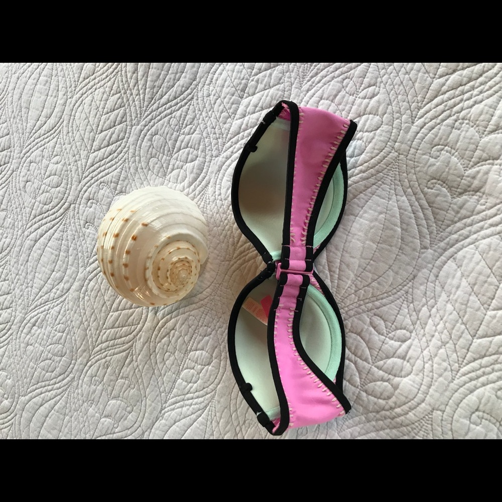 🎀NWOT🎉 VS FLIRT BANDEAU TOP🎀 - Picture 2 of 8